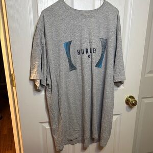 Men’s Hurley t shirt